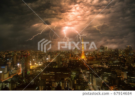 Cityscape with lightning 67914684