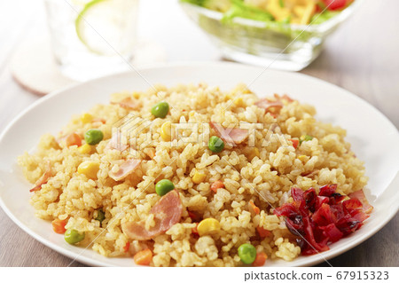 幹咖哩咖哩抓飯 67915323