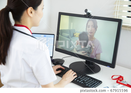 Online consultation pediatrics 67915596