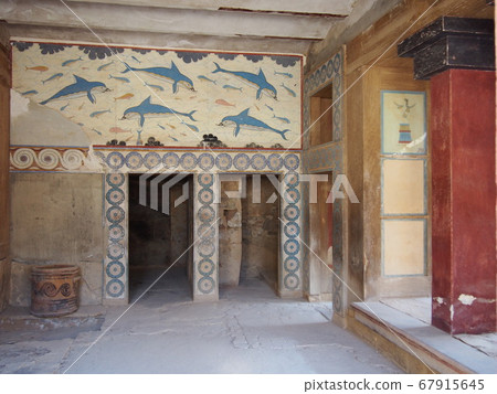 Knossos Palace 67915645