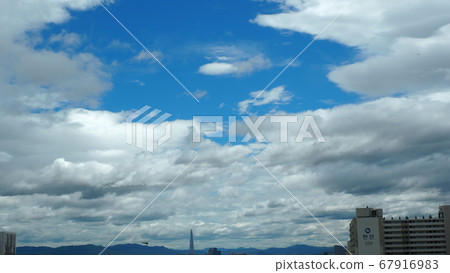 Seoul sky 67916983