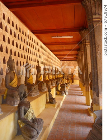 老撾Bienchan的寺廟和佛像的風景 67919974