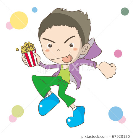 Men holding popcorn in their hands 67920120