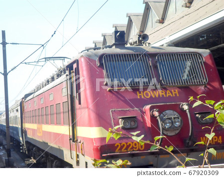 Red color Linke Hofmann Busch (LHB) High speed Coach 67920309