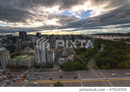 South Korea, Yanghwadaegyo Bridge, Yeongdeungpo-gu, Seoul, South Korea South Korea, Yanghwadaegyo Bridge, Yeongdeungpo-gu, Seoul, South Korea 67920500