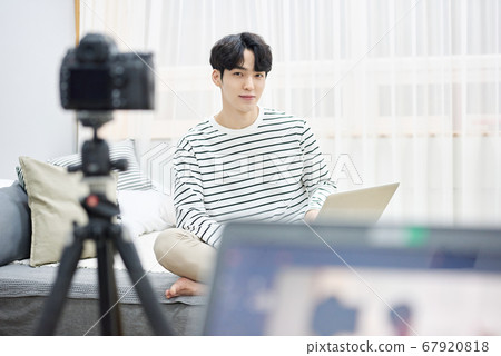 Business man youtuber Business man youtuber 67920818