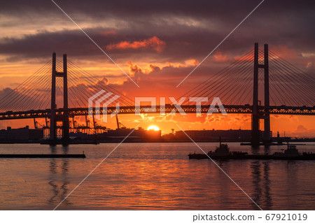 “神奈川縣”橫濱灣大橋/黎明 67921019