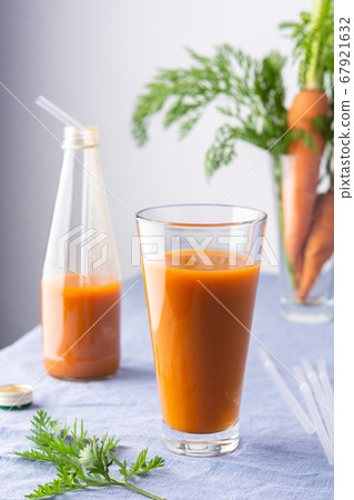 Natural carrot juice with pulp Natural carrot juice with pulp 67921632