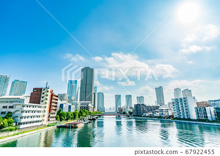 Cityscape of Tokyo Tsukishima Scenery in the direction of Kachidoki from Asashio Bridge 67922455