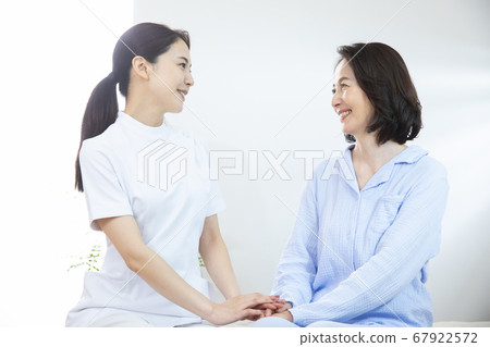 Nurse inpatient home care 67922572