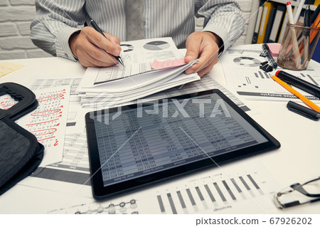 Business analysis and accounting concept - Business analysis and accounting concept - 67926202