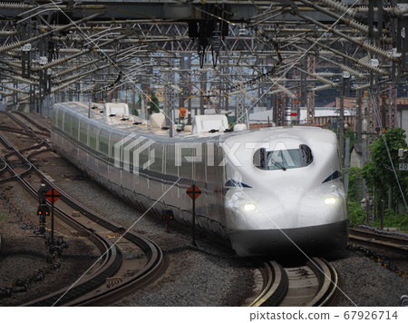 米原站的新幹線N700S J5編隊 67926714