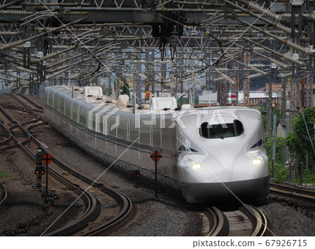 Shinkansen N700S J5 formation at Maibara station 67926715