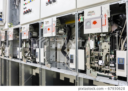 The compartment of circuit breaker, disconnecting switch and earth switch of medium voltage switchgear 67930628