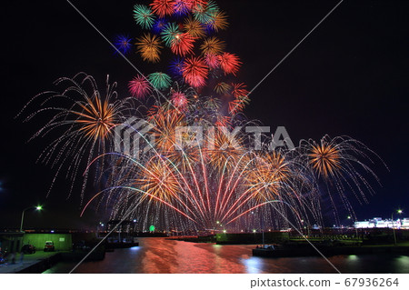 Senshu Light and Sound Dream Fireworks（大阪府森南市） 67936264