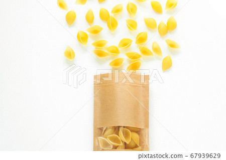 Pouch bag with pasta flatlay, top view. Packaging 67939629