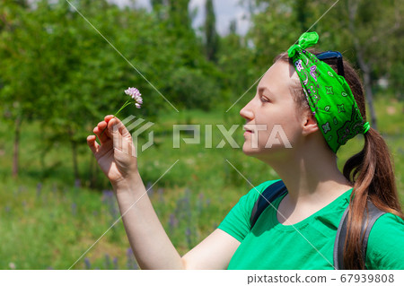 Portrait of pretty hipster girl in sunglasses, Portrait of pretty hipster girl in sunglasses, 67939808