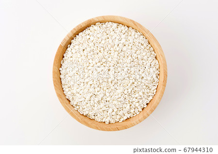 Rolled barley 67944310