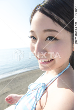 海邊的女人 海邊的女人 67948558