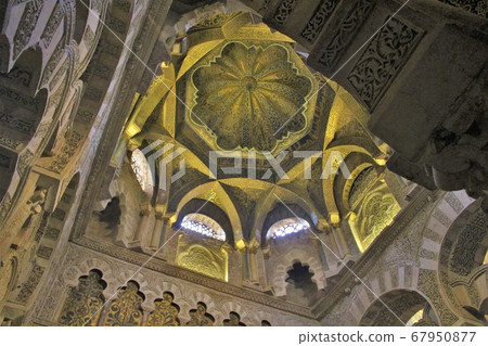 Maskra in Mezquita in Cordoba (Spain/Cordoba) 67950877