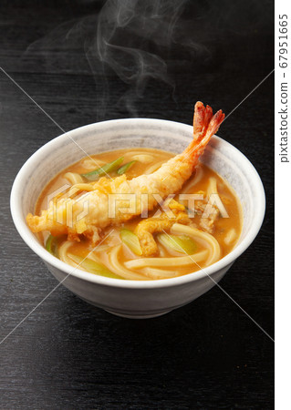 Curry udon  67951665