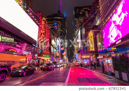 «New York» Night Times Square Manhattan «New York» Night Times Square Manhattan 67952341