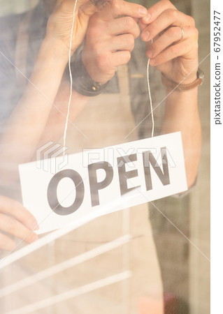 Hanging open sign on door Hanging open sign on door 67952477