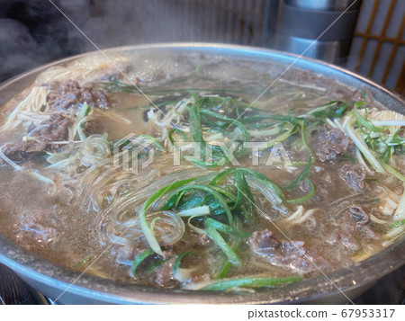 Cooking Korean beef bulgogi, Korean food Cooking Korean beef bulgogi, Korean food 67953317