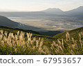 A relaxing countryside scene 67953657