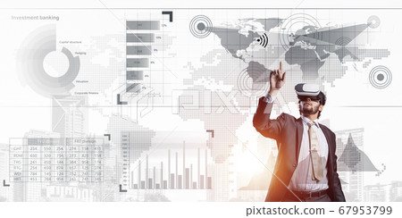 Experiencing virtual reality as new concept in technologies for business. Mixed media 67953799