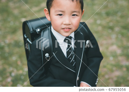 elementary student, primary school child, primary school student 67955056