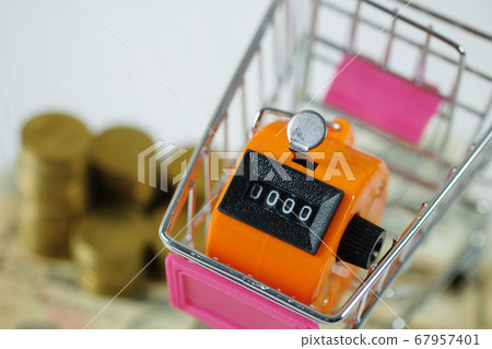 Tally counter or counting machine with 0000 Tally counter or counting machine with 0000 67957401