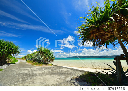 仲夏夏波間島的風景暑假旅行圖像素材 仲夏夏波間島的風景暑假旅行圖像素材 67957518