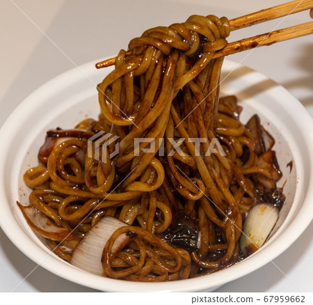 中國菜Jajangmyeon 67959662