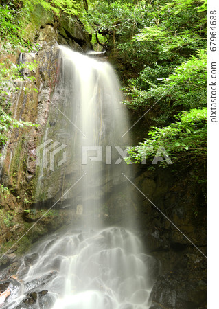 Momoo waterfall Momoo waterfall 67964688