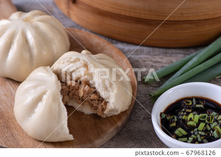 Steamed buns Steamed buns Steamer Chinese snacks Cuisine Gourmet baozi meat bun 肉まん 肉まんじゅう Steamed buns Steamed buns Steamer Chinese snacks Cuisine Gourmet baozi meat bun 肉まん 肉まんじゅう 67968126