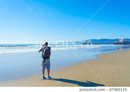 Photographer in Santa Monica beach Photographer in Santa Monica beach 67969134