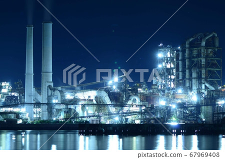 山口市湖南市工廠夜景 67969408