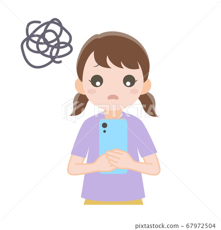 在看智能手機的麻煩的女孩 67972504