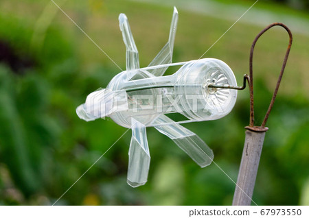 PET bottle windmill PET bottle windmill 67973550