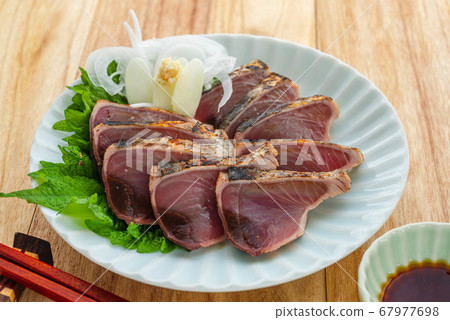 板上烤的魚 板上烤的魚 67977698