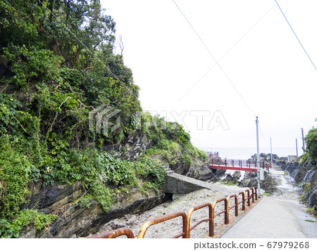 Scenery of Jogashima Island, Miura Peninsula during the rainy season Scenery of Jogashima Island, Miura Peninsula during the rainy season 67979268