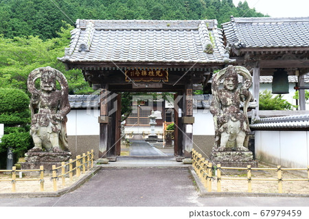 Ureshino City Gate Gate of Kokatsuji Temple Ureshino City Gate Gate of Kokatsuji Temple 67979459
