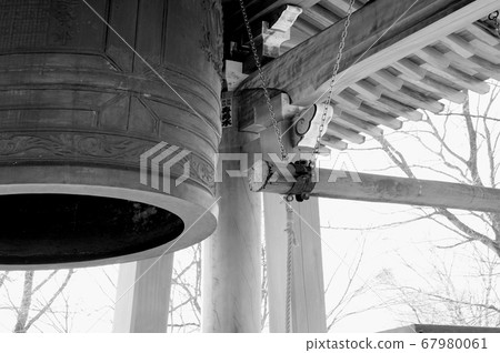 Bell and bell stick 67980061