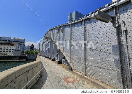 東京the田川上的勝橋大橋 東京the田川上的勝橋大橋 67980319