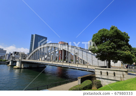 Kachidoki Bridge over the Sumida River in Tokyo Kachidoki Bridge over the Sumida River in Tokyo 67980333