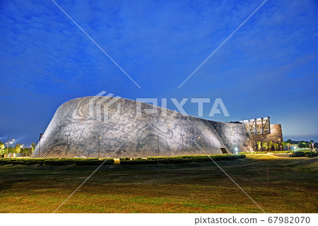Southern Branch of the National Palace Museum at night 67982070