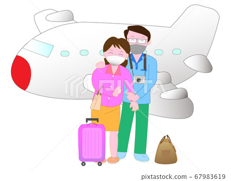 夫婦享受旅行,戴著口罩,以防止新的冠狀病毒感染 夫婦享受旅行,戴著口罩,以防止新的冠狀病毒感染 67983619
