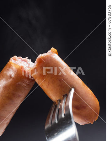 Cross section of crispy sausage 67983758