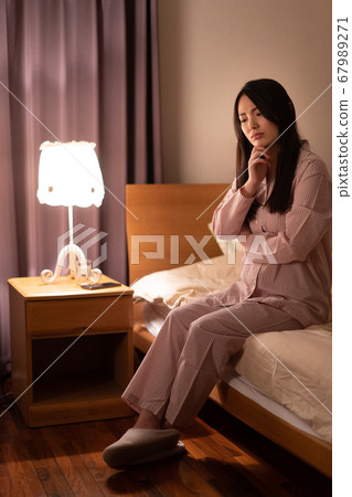 失眠的女人 失眠的女人 67989271